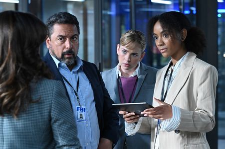 Felix Solis, Britt Robertson, and Michelle Nuñez in The Rookie: Feds (2022)