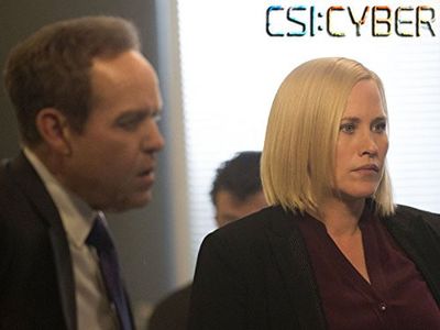 Patricia Arquette and Peter MacNicol in CSI: Cyber: Killer En Route (2015)