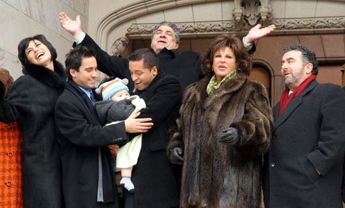 Saul Rubinek, Shelly Burch, Lainie Kazan, Vincent Pastore, Jai Rodriguez, and John Lloyd Young in Oy Vey! My Son Is Gay!