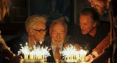 Jamie Lee Curtis, Don Johnson, Christopher Plummer, and Michael Shannon in Knives Out (2019)