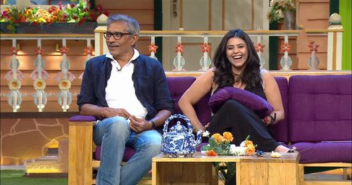 Prakash Jha and Ekta Kapoor in The Kapil Sharma Show (2016)