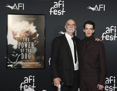 Andy McPhee and Kodi Smit-McPhee at an event for The Power of the Dog (2021)