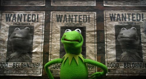 Steve Whitmire and Kermit the Frog in Muppets Most Wanted (2014)