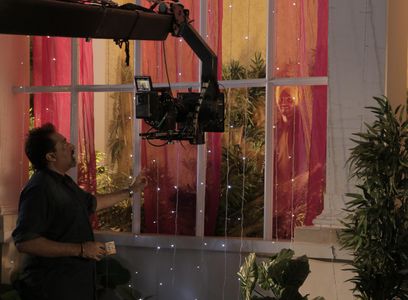 Vikram Dhillon directing Akaal on the set of November 2 (2018).