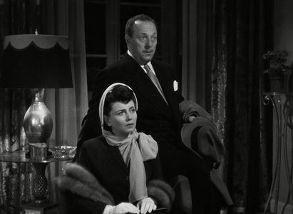 Lenore Aubert and Roland Winters in Bud Abbott Lou Costello Meet the Killer Boris Karloff (1949)