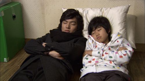 Park Ji-bin and Lee Min-Ho in Boys Over Flowers (2009)