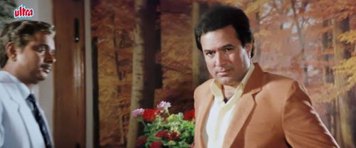 Rajesh Khanna in Rupaye Dus Karod (1991)