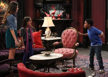 Amber Frank, Breanna Yde, and Benjamin Flores Jr. in The Haunted Hathaways (2013)