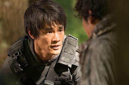 Christopher Larkin and Bob Morley in The 100 (2014)