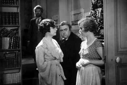 Charles Granval, Marcelle Hainia, Sévérine Lerczinska, and Michel Simon in Boudu Saved from Drowning (1932)