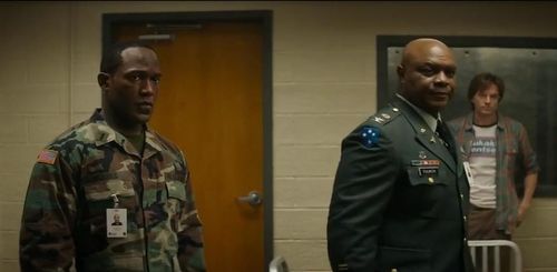 Dale Samms, Robert Wisdom & Topher Grace in The Hot Zone -Arrival