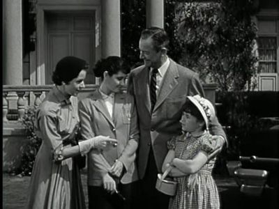 Robert Young, Lauren Chapin, Elinor Donahue, and Jane Wyatt in Father Knows Best (1954)