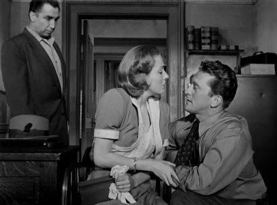 Kirk Douglas, Horace McMahon, and Eleanor Parker in Detective Story (1951)
