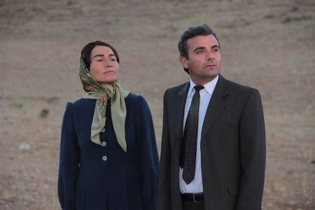 Demet Akbag and Mahir Ipek in Hükümet Kadin (2013)