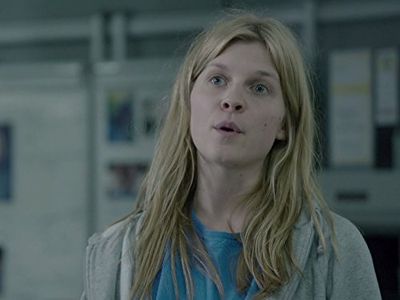Clémence Poésy in The Tunnel (2013)