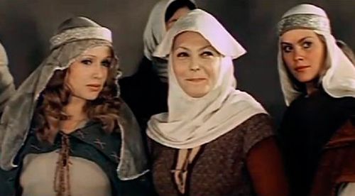 Vija Artmane, Regina Razuma, and Anita Grube in The Arrows of Robin Hood (1975)