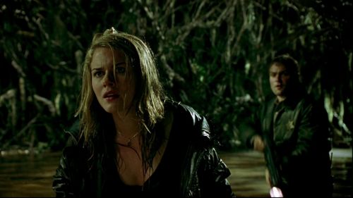 Matthew Le Nevez and Rachael Taylor in Man-Thing (2005)