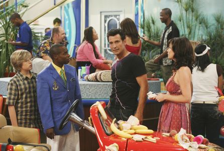 Phill Lewis, Kim Rhodes, Dylan Sprouse, and Robert Torti in The Suite Life on Deck (2008)