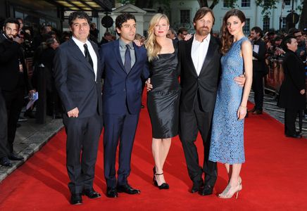 Kirsten Dunst, Viggo Mortensen, Hossein Amini, Daisy Bevan, and Oscar Isaac at an event for The Two Faces of January (20