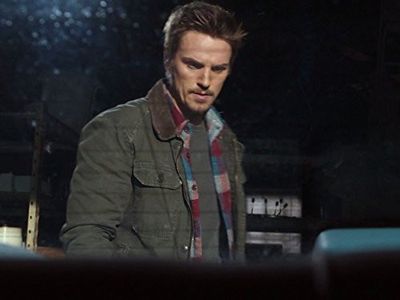 Riley Smith in Frequency (2016)