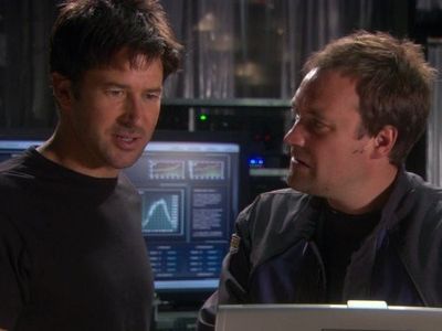 Joe Flanigan and David Hewlett in Stargate: Atlantis (2004)