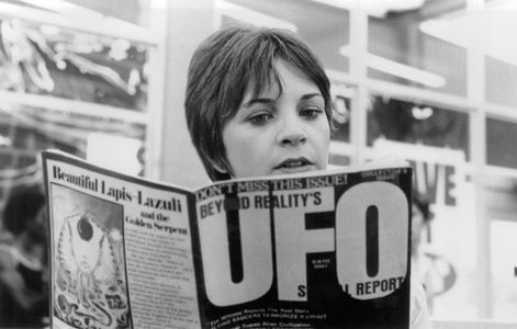 Cindy Williams in UFOria (1984)
