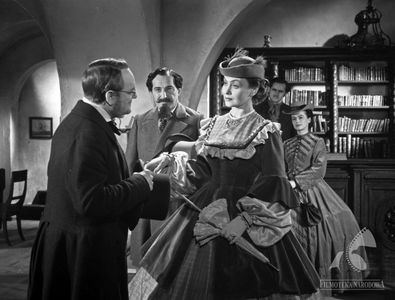 Nina Andrycz, Jan Koecher, Danuta Szaflarska, and Stanislaw Zelenski in Warszawska premiera (1951)