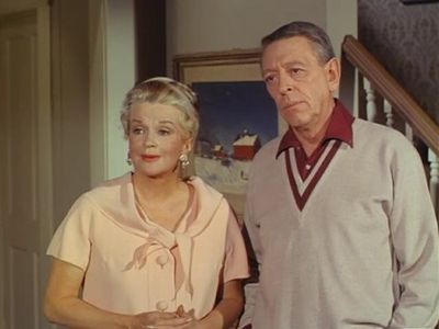 Rosemary DeCamp and Lew Parker in That Girl (1966)