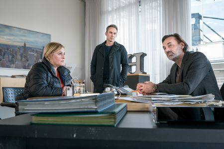 Peter Benedict, Marco Girnth, and Petra Kleinert in Leipzig Homicide (2001)