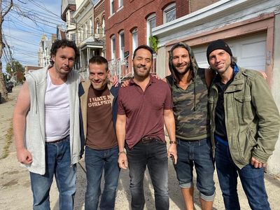 Jeremy Piven, Peter Patrikios, Chris Kerson, Paolo Pilladi, and Zach McGowan in Last Call (2021)