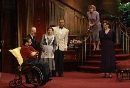 Nathan Lane, William Duell, Mary Catherine Garrison, and Linda Stephens in The Man Who Came to Dinner (2000)
