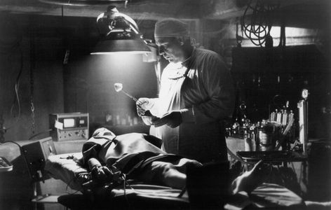 Larry Drake in Dr. Giggles (1992)