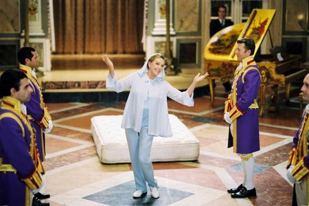 Julie Andrews in The Princess Diaries 2: Royal Engagement (2004)