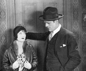 Boris Karloff and Viola Dana in Two Sisters (1929)
