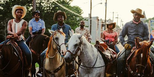 Lorraine Toussaint, Idris Elba, Method Man, Ivannah-Mercedes, Byron Bowers, and Caleb McLaughlin in Concrete Cowboy (202