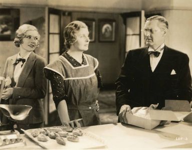 Lionel Barrymore, Doris Lloyd, and Viva Tattersall in Looking Forward (1933)
