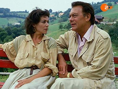 Hannelore Elsner and Klausjürgen Wussow in The Black Forest Hospital (1985)