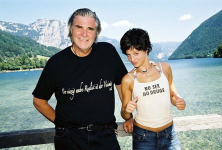 Bernadette Heerwagen and Peter Simonischek in Daniel Käfer - Die Villen der Frau Hürsch (2005)