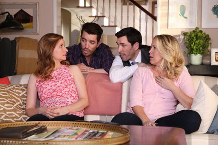 Lennon Parham, Jessica St. Clair, Drew Scott, and Jonathan Silver Scott in Playing House (2014)