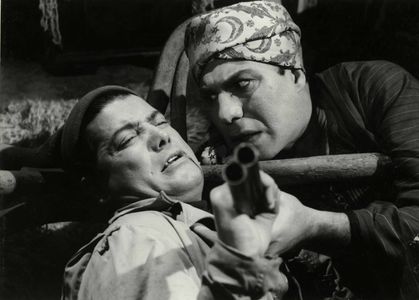 Shukri Sarhan and Farid Shawqi in A Lover's Call (1960)