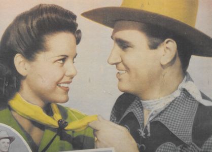 Gene Autry and Ruth Terry in Call of the Canyon (1942)