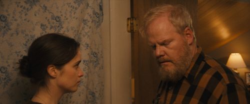 Jim Gaffigan and Alice Englert in Them That Follow (2019)