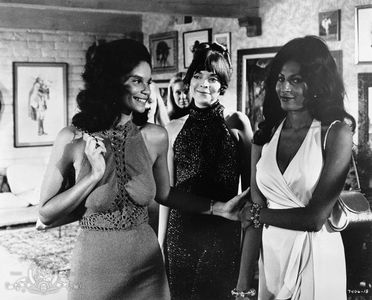 Pam Grier, Juanita Brown, and Kathryn Loder in Foxy Brown (1974)