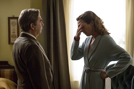 Beau Bridges and Allison Janney in Masters of Sex (2013)