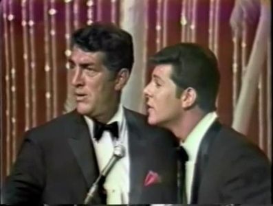 Frankie Avalon and Dean Martin in The Dean Martin Show (1965)