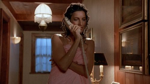 Madolyn Smith Osborne in The Caller (1987)