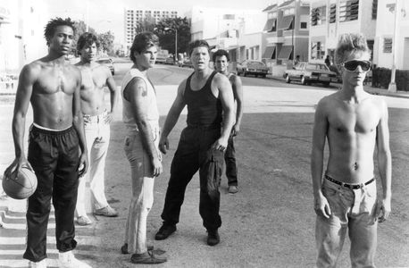 Stephen Lang, Michael Carmine, Leon, John Cameron Mitchell, Danny Quinn, and Al Shannon in Band of the Hand (1986)