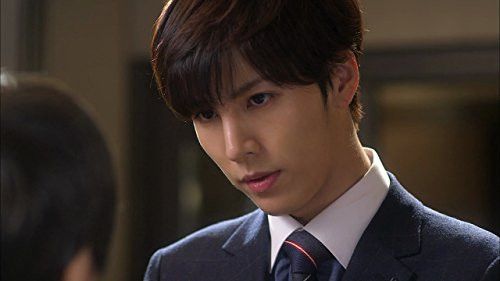 Min-woo No in The Greatest Marriage (2014)