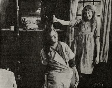 Gladys Leslie in An Amateur Orphan (1917)