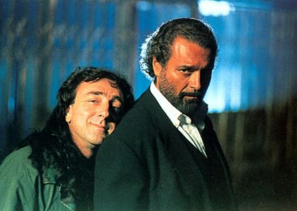 Diego Abatantuono and Silvio Orlando in Children of Hannibal (1998)